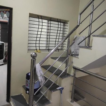 Yashu Guest House Ujjain Eksteriør billede